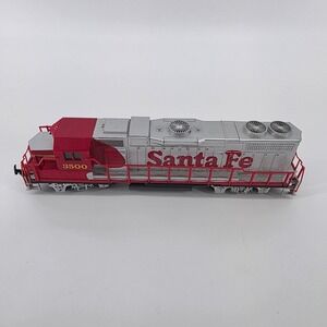 Santa Fe Diesel Locomotive Train Model 3500 Red Silver Diesel HO Scale